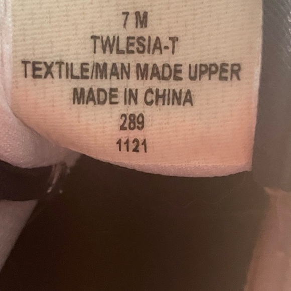 Tommy Hilfiger Classic Navy Blue Lightweight Lace Up Fashion Preppy Sneakers 7M - Picture 7 of 10